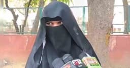 বোরকা পরায় দিল্লির হাসপাতালে মুসলিম নারীকে প্রবেশে বাধা