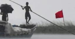 ঢাকায় আংশিক মেঘলা আকাশ, ২ বিভাগের নদীবন্দরে সতর্কতা