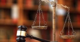 সাবেক ডিআইজি নাজমুল আলমের বিদেশযাত্রায় নিষেধাজ্ঞা