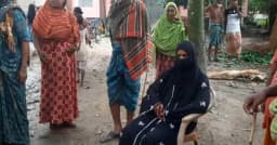 বিয়ের দাবিতে প্রেমিক ইমনের বাড়িতে ৪ দিন ধরে অবস্থান করছে তরুণী