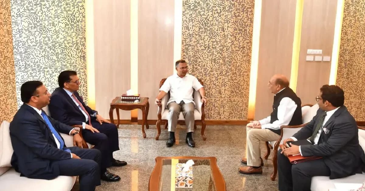 হাদি হত্যাকারীদের ফিরিয়ে দিতে ভারতকে প্রধানমন্ত্রীর অনুরোধ