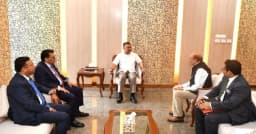 হাদি হত্যাকারীদের ফিরিয়ে দিতে ভারতকে প্রধানমন্ত্রীর অনুরোধ