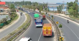 ঈদযাত্রায় চাপ বাড়লেও স্বস্তি, যমুনা সেতুর দুই পাড়ে নেই যানজট