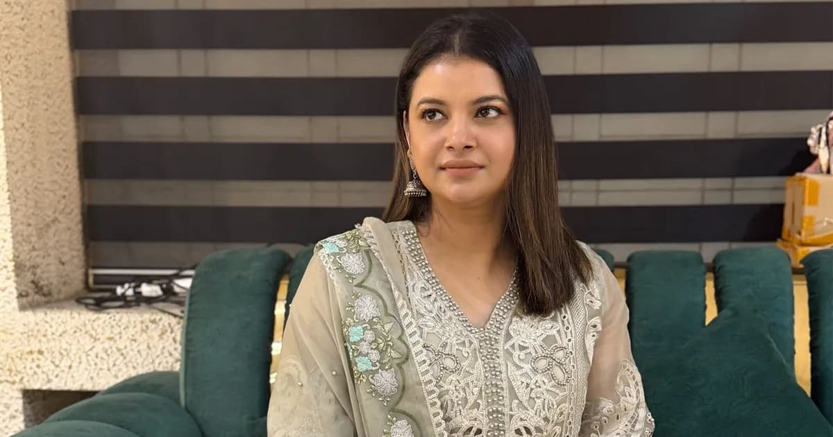 গুরুতর অসুস্থ শবনম ফারিয়া, বন্ধ রয়েছে কণ্ঠস্বর