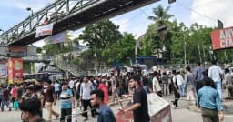 শিক্ষাবোর্ড ঘুরে ফের সায়েন্সল্যাবে অবস্থান পরীক্ষার্থীদের