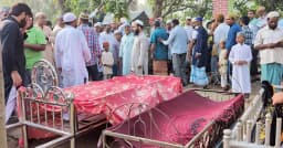 পাশাপাশি তিন কবর, একসঙ্গে চিরনিদ্রায় মা ও দুই সন্তান