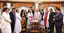 বড়দিনে খ্রিস্টান নেতাদের সঙ্গে শুভেচ্ছা বিনিময় প্রধান উপদেষ্টার