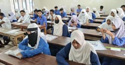 মেহেরপুরে এসএসসি ও সমমান পরীক্ষা শুরু, ১৬ কেন্দ্রে ৮৩১৩ পরীক্ষার্থী