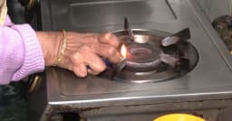 রাজধানীতে তীব্র গ্যাস সংকট, বিপাকে নগরবাসী