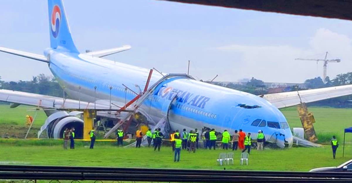 ১৭৩ আরোহী নিয়ে রানওয়ের বাইরে প্লেন