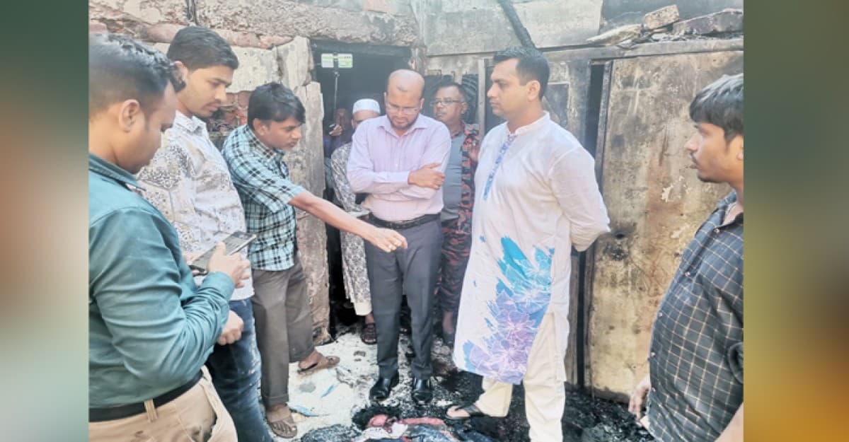 কক্সবাজারের অগ্নিকান্ডে দ্বগ্ধ হয়ে শিশুর মৃত্যু