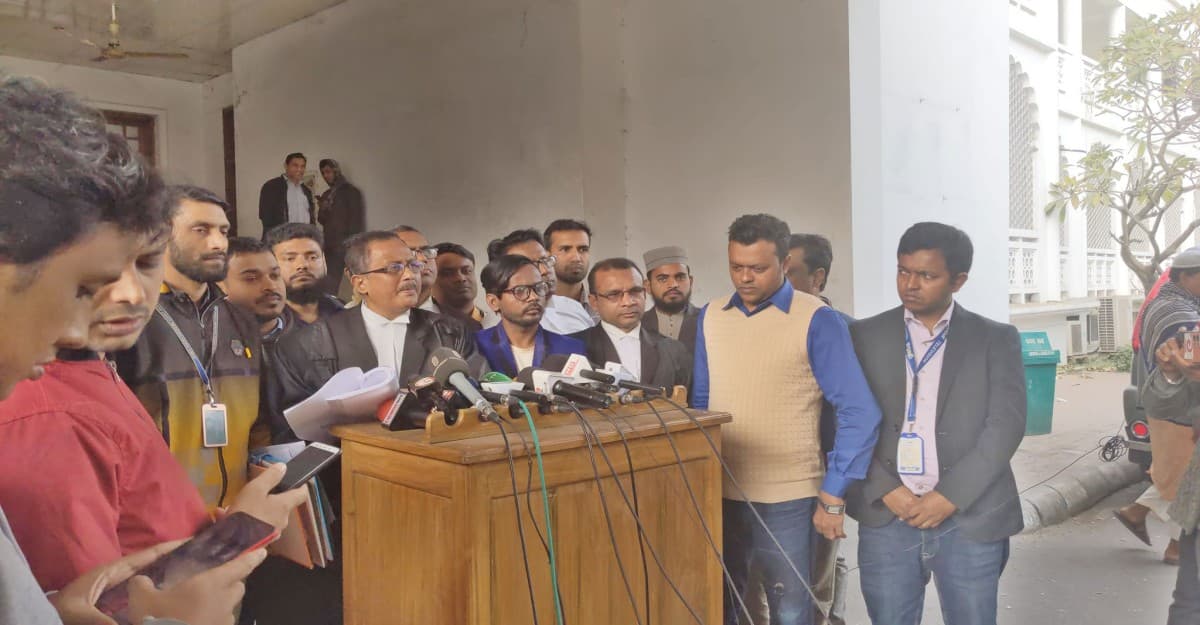 প্রার্থিতা ফিরে পেয়েছেন হিরো আলম