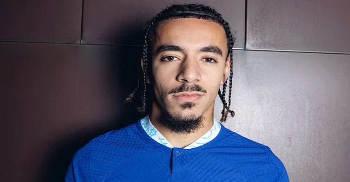 ফরাসি ডিফেন্ডারকে দলে টানল চেলসি