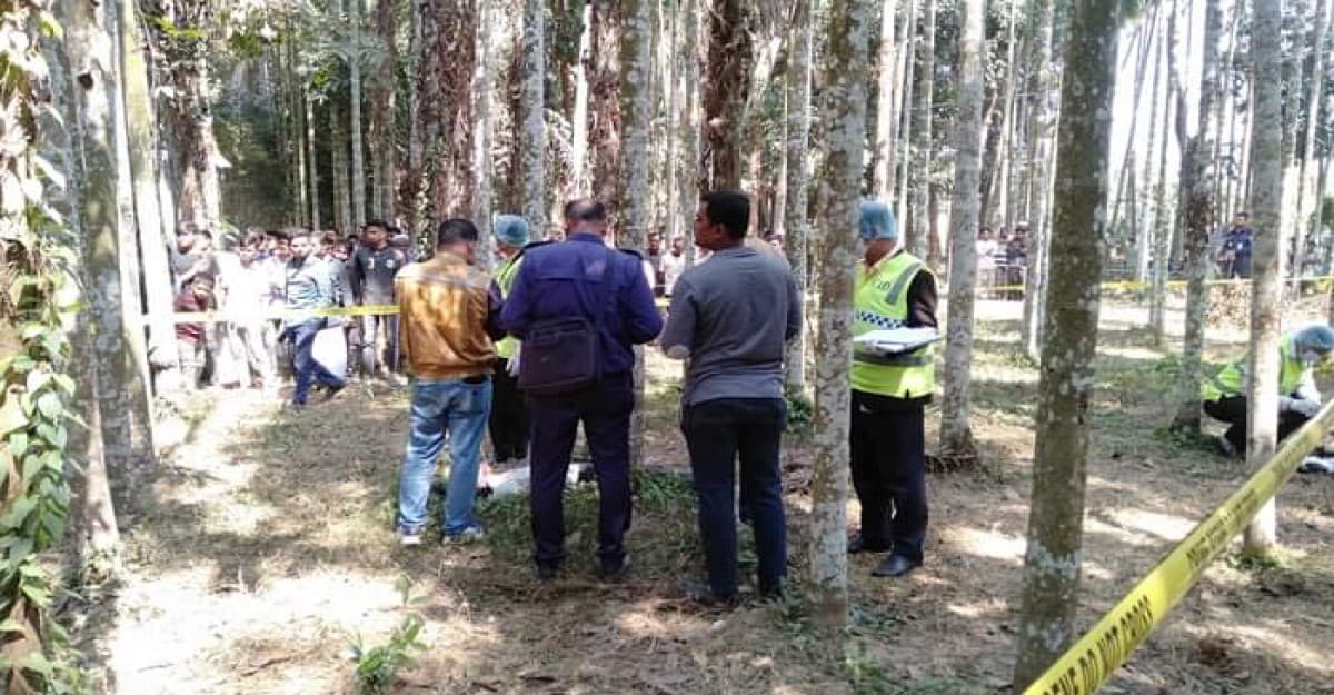 কক্সবাজার ঈদগাঁওতে ইজিবাইক চালকের মরদেহ উদ্ধার