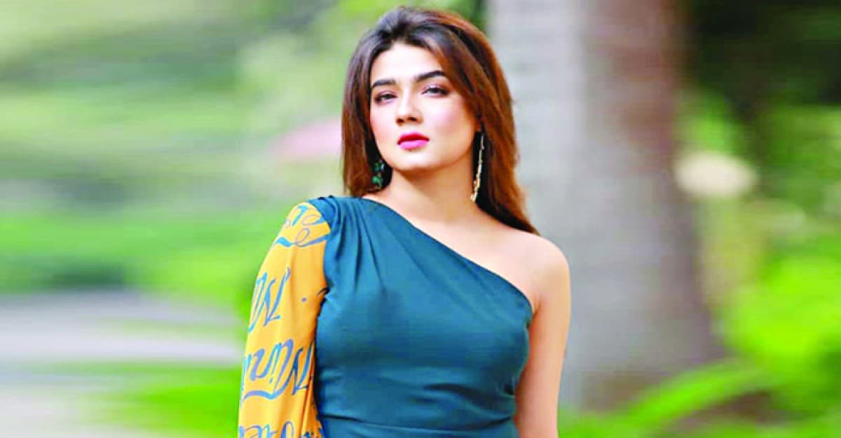 নায়িকা মাহি গ্রেফতার