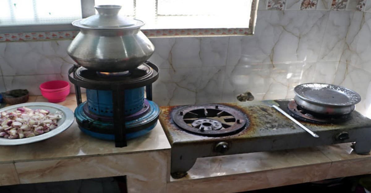 প্রথম রোজায় তীব্র গ্যাস সংকট রাজধানীতে
