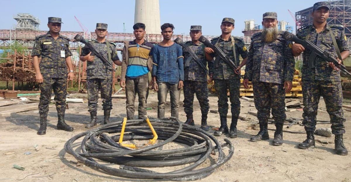 রামপাল তাপবিদ্যুৎ কেন্দ্রের ২ লক্ষ টাকার তামার তারসহ আটক ২