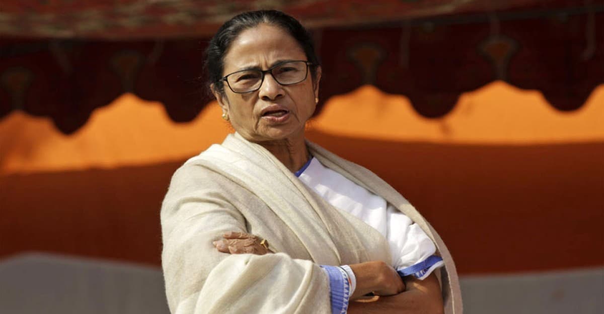 মমতা ব্যানার্জীর সম্পতির পরিমাণ মাত্র ১৫ লাখ রুপি