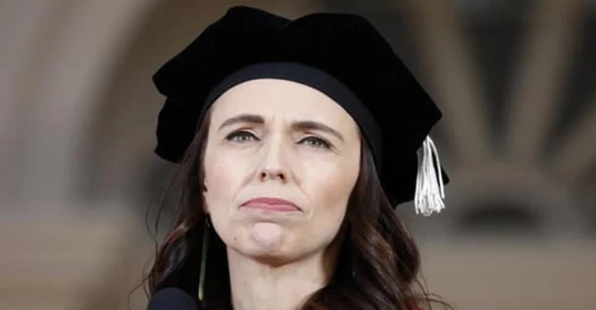 হার্ভার্ডে যোগ দিচ্ছেন নিউজিল্যান্ডের সাবেক প্রধানমন্ত্রী