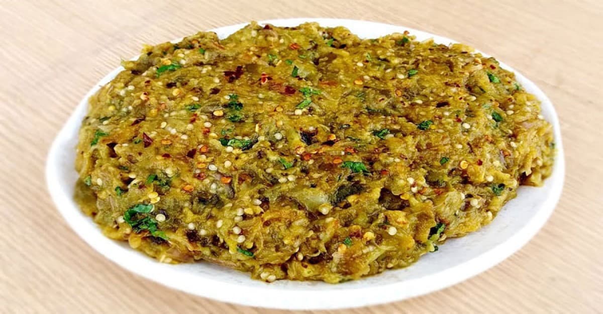 ইলিশ-বেগুন ভর্তা