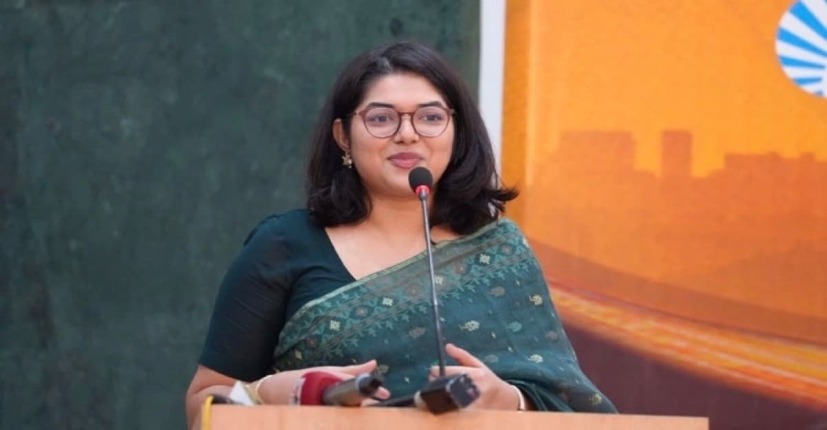 দায়িত্ব নেয়ার আগেই চিফ হিট অফিসার বুশরা করোনায় আক্রান্ত