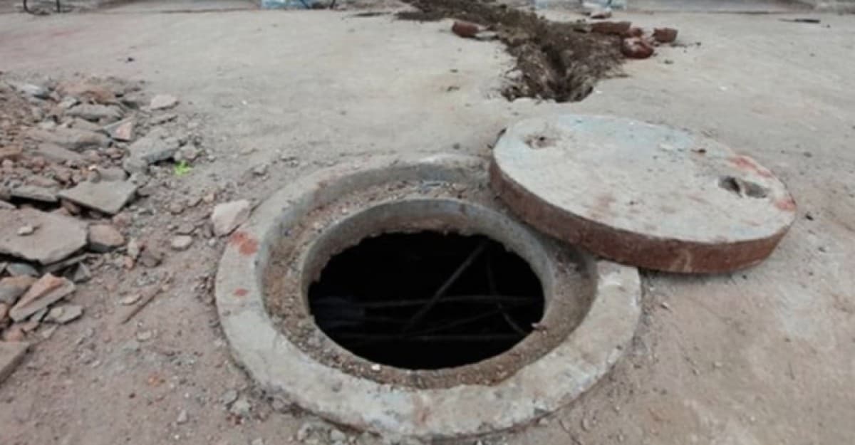 মহারাষ্ট্রে সেপটিক ট্যাংক পরিস্কার করতে গিয়ে ৫ জনের মৃত্যু!