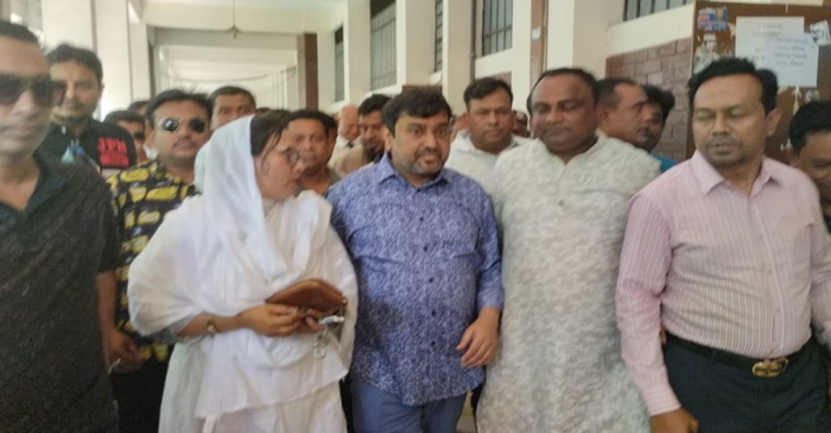 শেষ বারের মত চার্জগঠনের সময় পেলেন সম্রাট