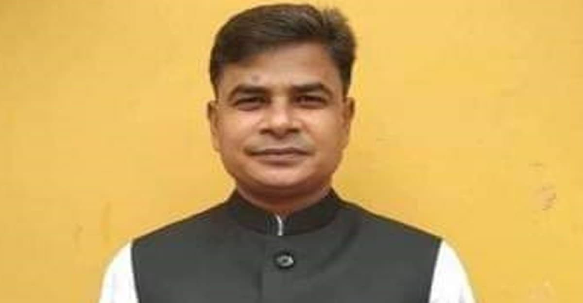 ফেনীর পৌর কাউন্সিলর কালামকে বরখাস্ত
