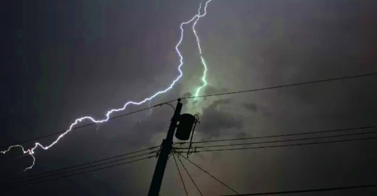 টেকনাফে বজ্রপাতে দুইজন নিহত