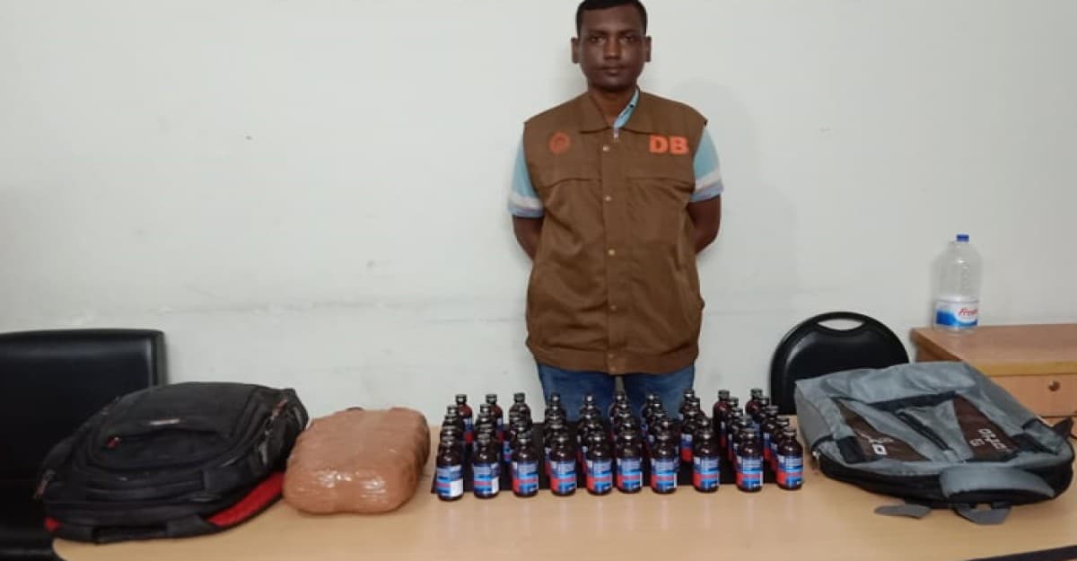 মুন্সীগঞ্জে  ফেনসিডিল-গাঁজা উদ্বার
