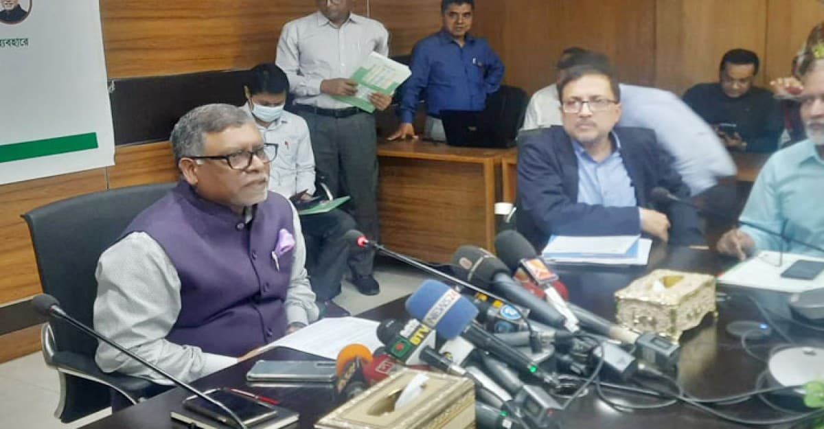 ডেঙ্গু নিয়ন্ত্রণে সব হাসপাতালকে প্রস্তত থাকতে হবে: স্বাস্থ্যমন্ত্রী