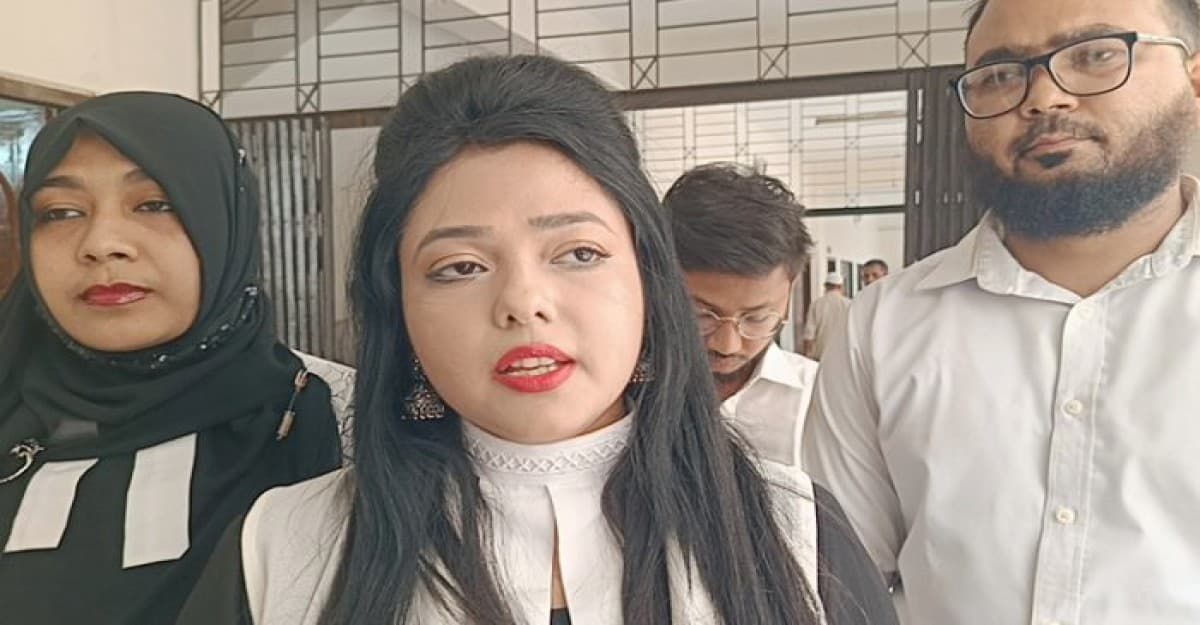 বিচারকের সামনে নারী আইনজীবীকে হুমকির অভিযোগ