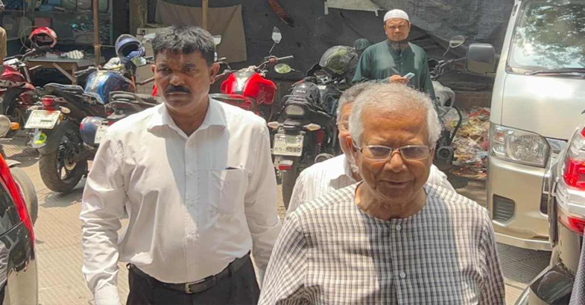 শ্রম আদালতে ড. ইউনূস