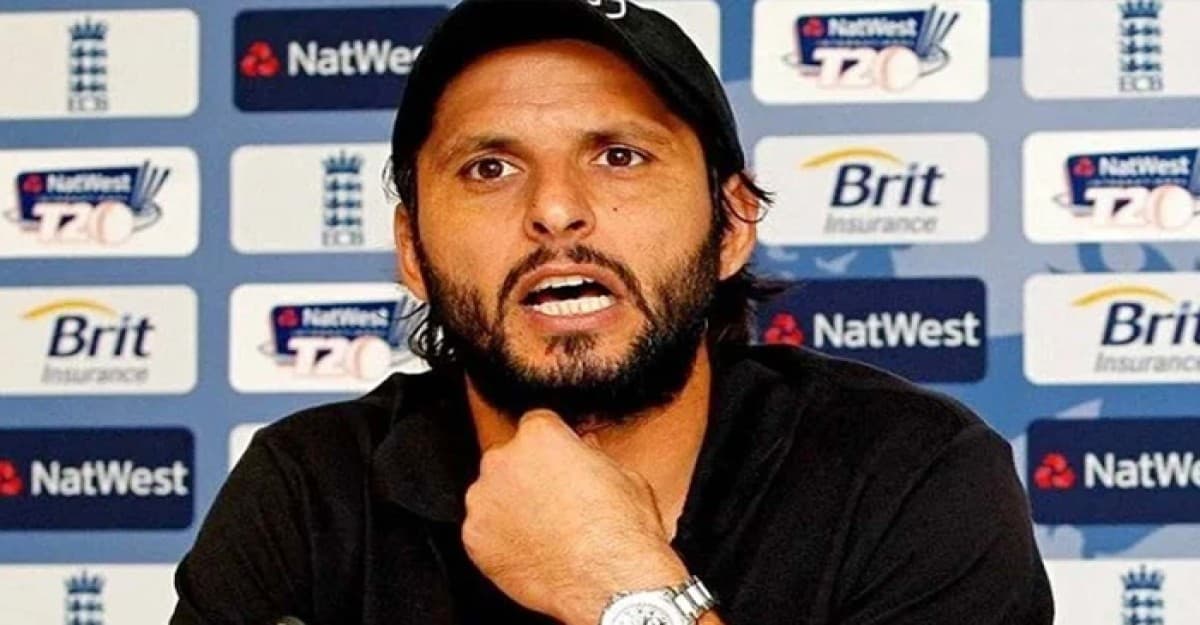 হঠাৎ বিসিবির ওপর ক্ষেপলেন আফ্রিদি!