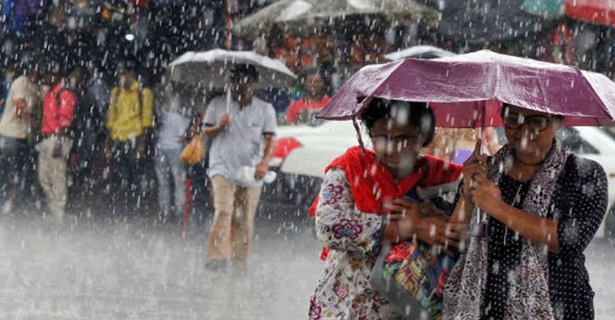 বৃষ্টির নিয়ে নতুন করে যা বলছে আবহাওয়া অফিস