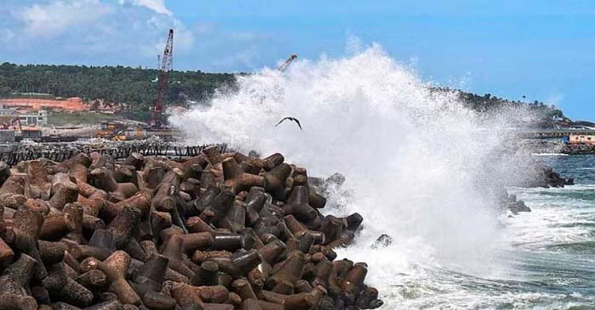 ঘূর্ণিঝড় বিপর্যয়ের কারণে ভারতে ৭ জনের প্রাণহানি