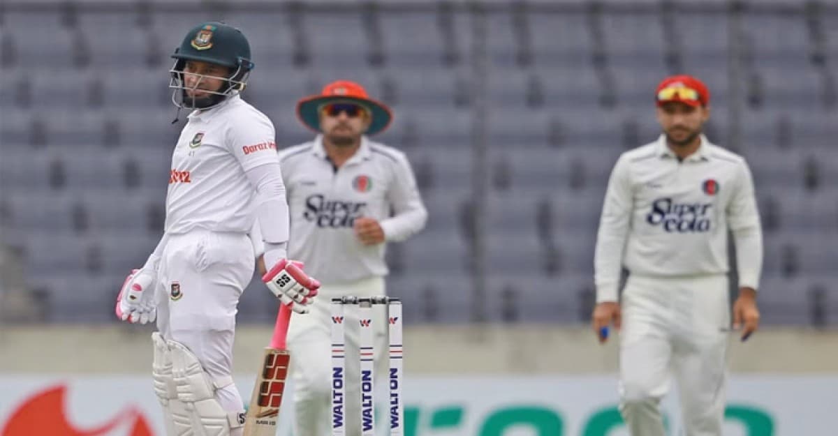 দ্বিতীয় দিনে ২০ রানে অলআউট বাংলাদেশ