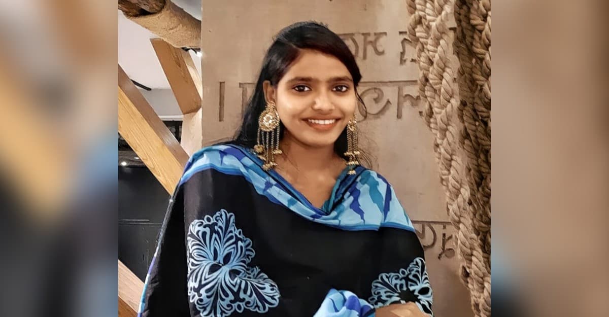 শ্রীনগরে কিস্তির টাকা ভেঙে ফেলায় তরুণীর আত্মহত্যা