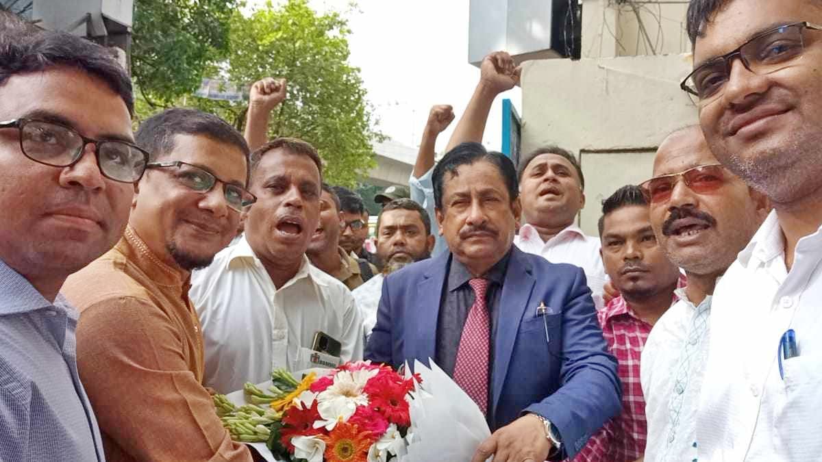 ঈদের আগে ঝুঁকিভাতা পেলেন বিএসএমএমইউ’র কর্মকর্তা কর্মচারীরা