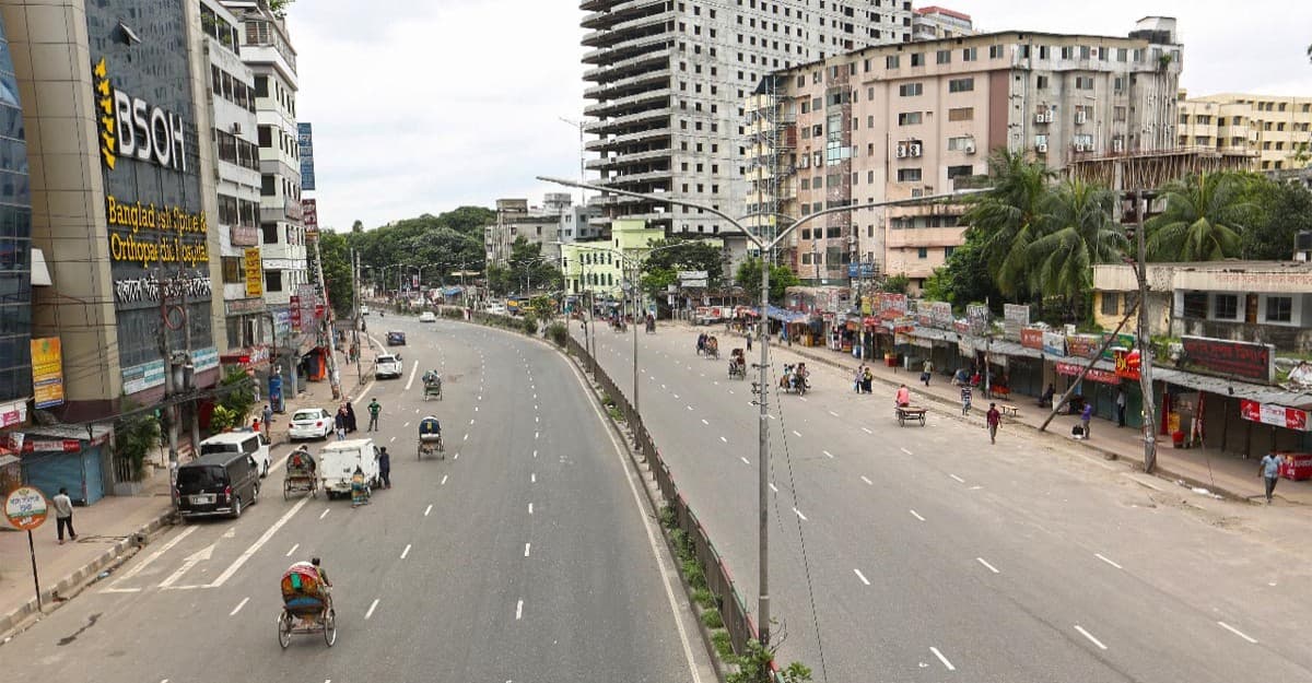 ঈদের ছুটিতে রাজধানীতে শতাধিক চুরি-ছিনতাই
