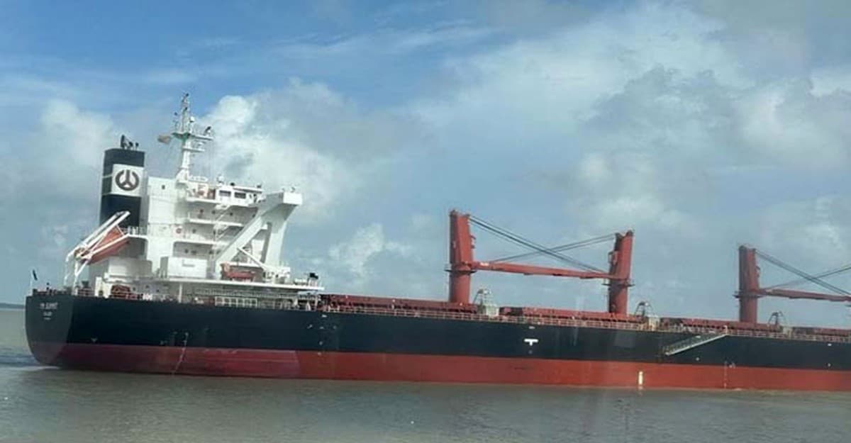 পায়রায় এসেছে আরও সাড়ে ৩৭ হাজার টন কয়লা