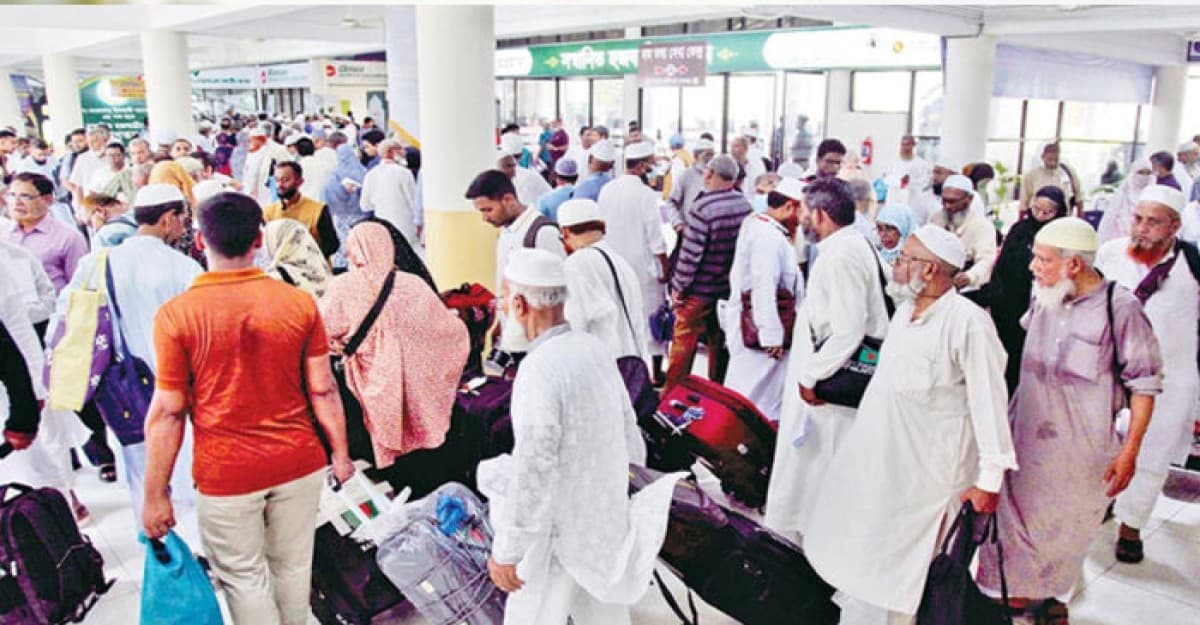 দেশে ফিরেছেন ৭১ হাজার ৫৫৪ হাজি