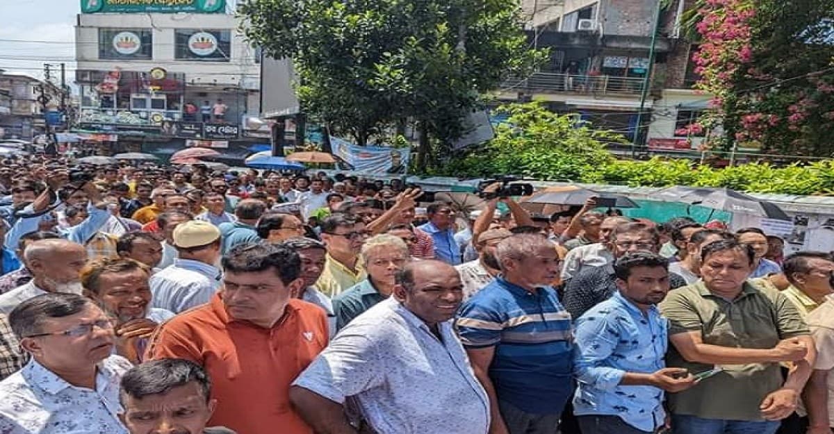 রাঙামাটিতে বিএনপির হামলার প্রতিবাদে আওয়ামী লীগের বিক্ষোভ