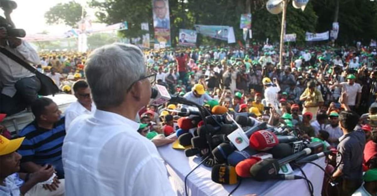 এক দফা না মানলে ফয়সালা রাজপথে: মির্জা ফখরুল