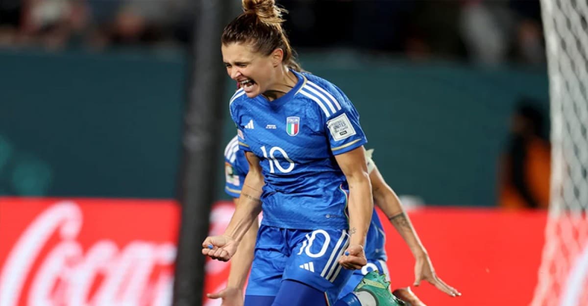 প্রথম ম্যাচেই ইতালির কাছে আর্জেন্টিনা হার