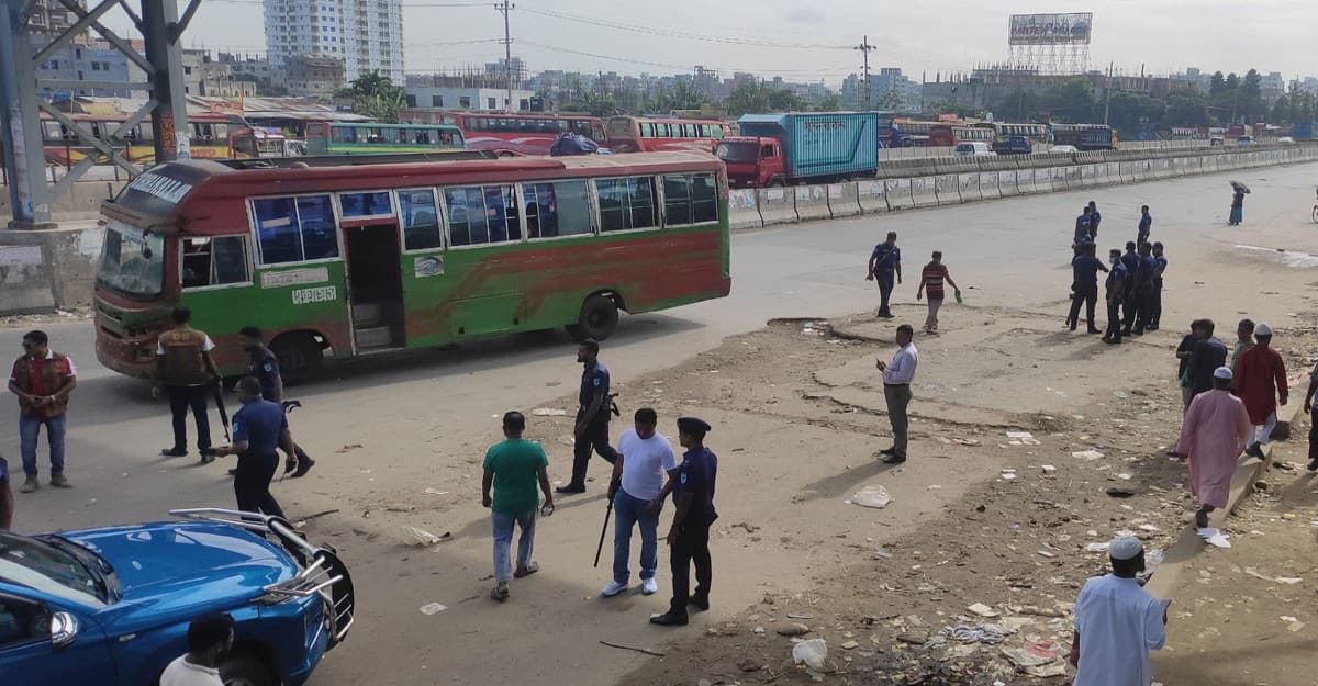 বিএনপির সমাবেশকে কেন্দ্র করে মহাসড়কে তৎপর আইনশৃঙ্খলা বাহিনী