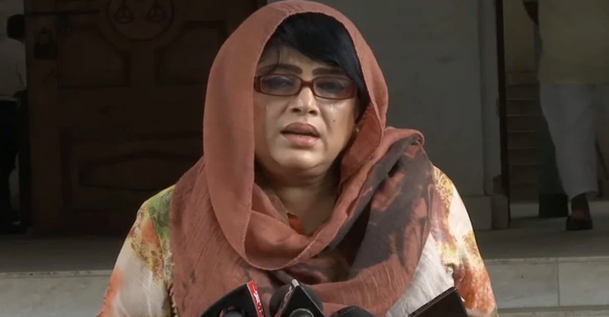 মান্নার মৃত্যু মামলা দ্রুত নিষ্পত্তির দাবিতে হাইকোর্টে তার স্ত্রী শেলী