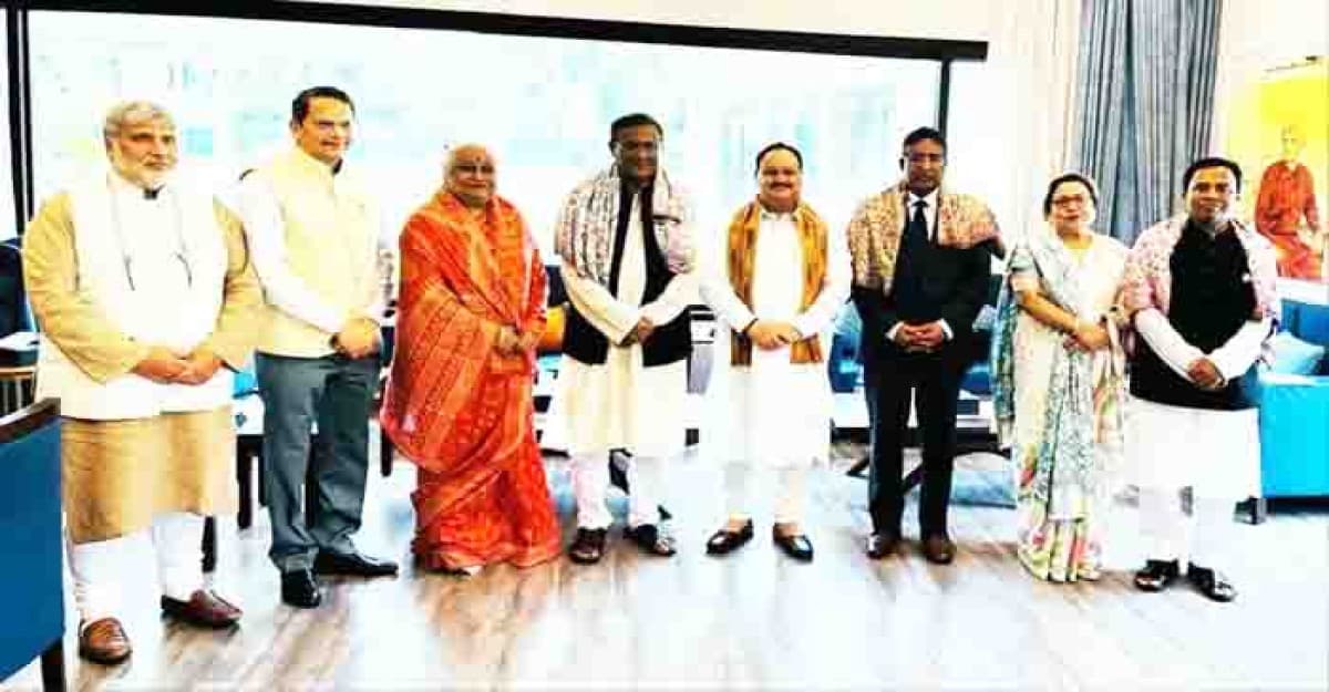 বিজেপির প্রেসিডেন্ট-সেক্রেটারির সাথে আ.লীগ প্রতিনিধি দলের বৈঠক