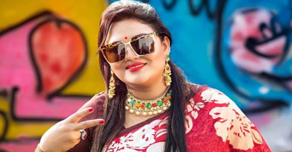 মমতাজের বিরুদ্ধে গ্রেফতারি পরোয়ানা