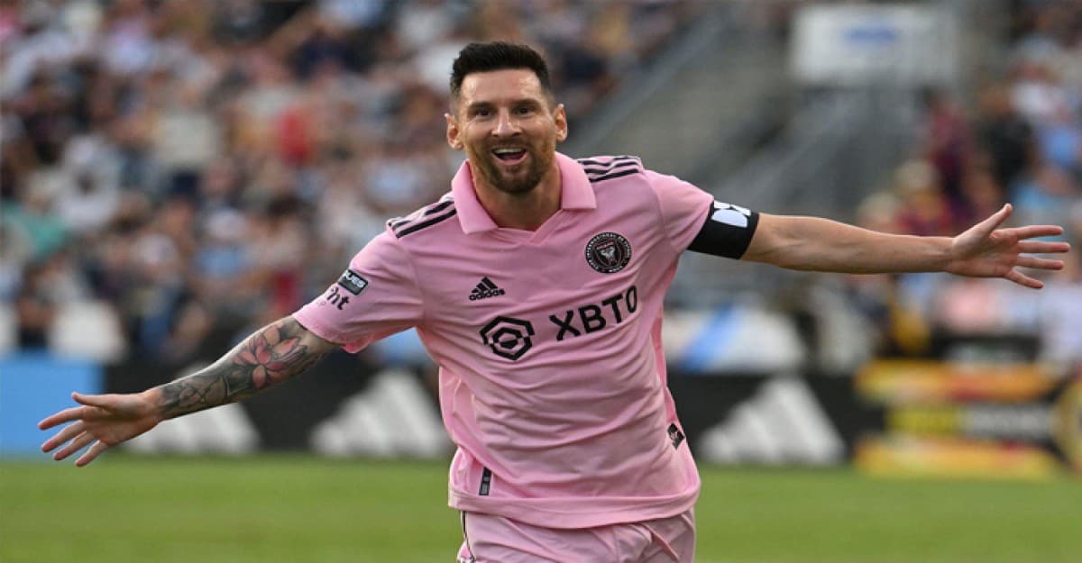 মেসি জাদুতে প্রথমবার চ্যাম্পিয়ন মায়ামি